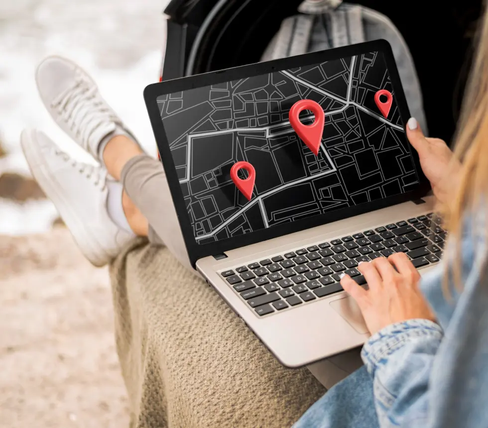 GPS tracking software cover
